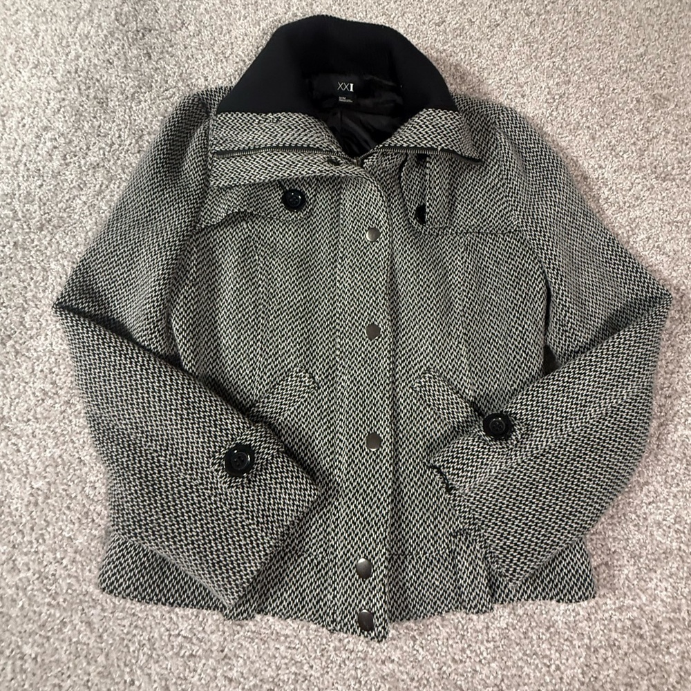 Forever 21 Tweed Houndstooth Fitted Tailored Wool-Blend Jacket – Size Medium - Picture 2 of 8